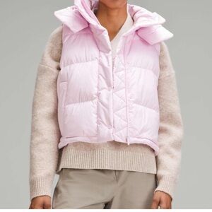 Lululemon wonder puff cropped vest